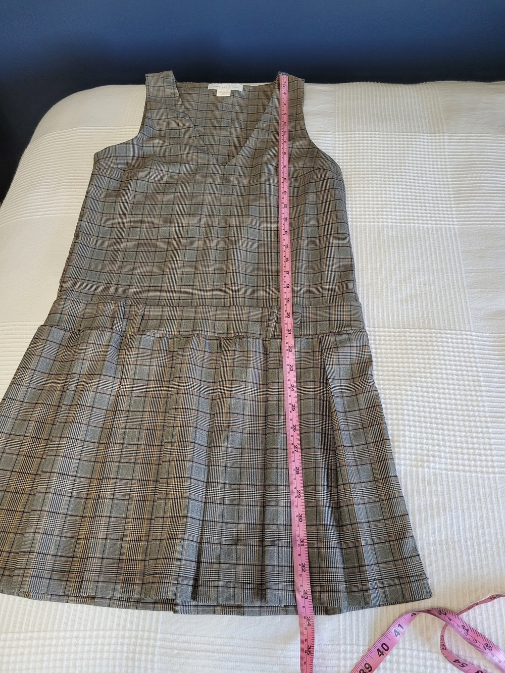 π 233 - Monteau Plaid V-Neck Sleeveless Drop-Waist Dress, Plaid, Medium, EUC - Picture 11 of 11